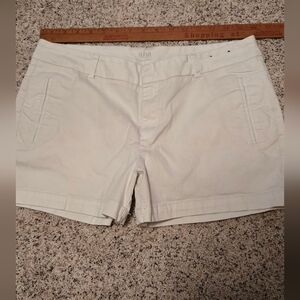 A.N.A. White Twill Shorts Womens Size 12